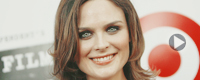 Emily Deschanel povodom Maj�inog dana