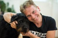 Luka Oman i pas Branimir iz Dumovca - foto: Hina / Ante Gudelj [ 153.34 Kb ]