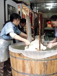 Proizvodnja svile [ 139.10 Kb ]