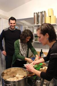 Cooking workshop, 20th December 2014 [ 105.77 Kb ]