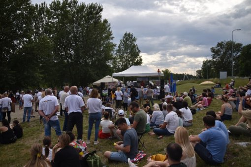 Odr�an prosvjedni koncert protiv megafarmi [ 217.42 Kb ]