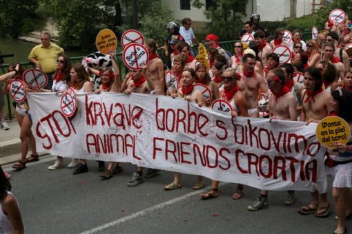 Croatian activists in Pamplona 2