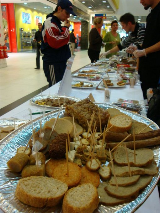 Veg Sausage Fest 4 [ 161.83 Kb ]