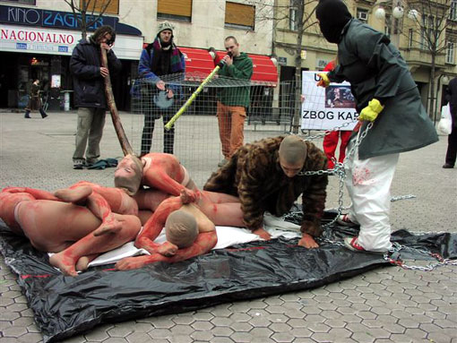 murder_coat4